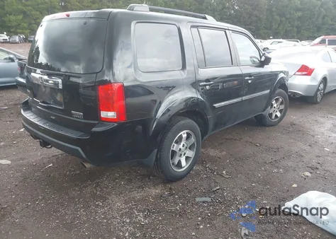 2010 Honda Pilot Touring from USA, damaged, VIN 5FNYF4H83ABU17445